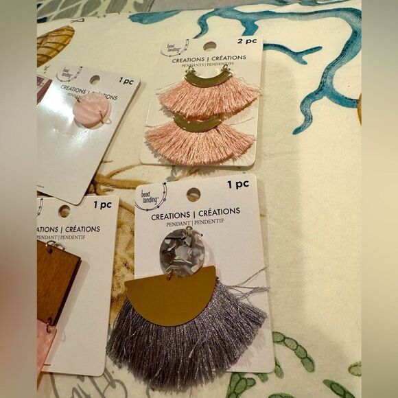 NWT 7 piece lot jewelry findings making craft tassles - Picture 2 of 3